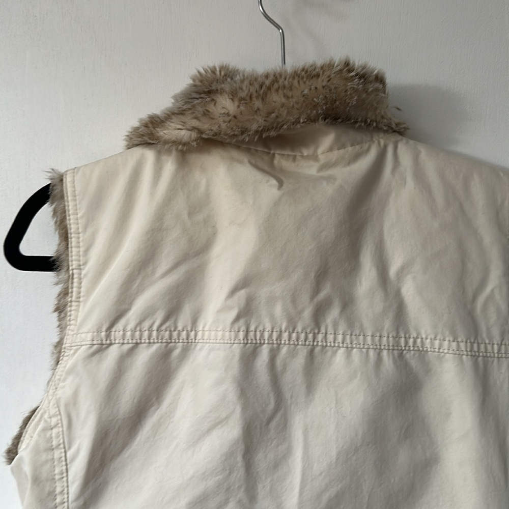 The Gap faux fur reversible vest; medium/large - Picture 6 of 6